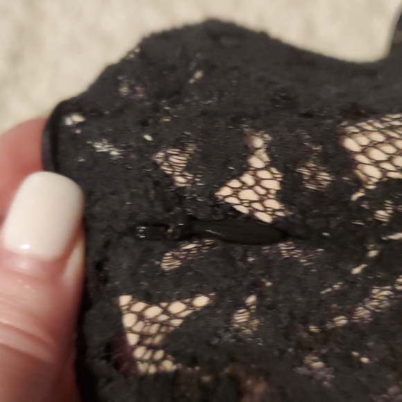 *NWT* Never worn Banana Republic high neck sleeveless black lace dress, size 0P - Picture 6 of 9